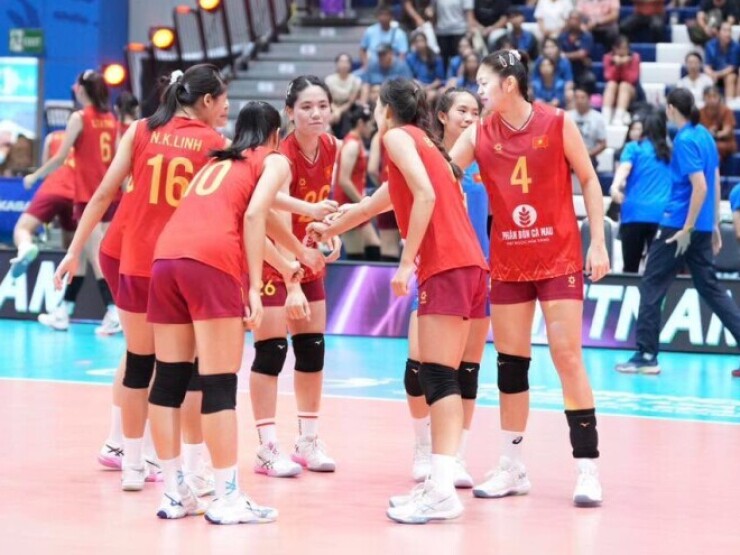 U18 bóng chuyền nữ Việt Nam thắng kịch tính Indonesia, đấu Thái Lan chung kết Đông Nam Á