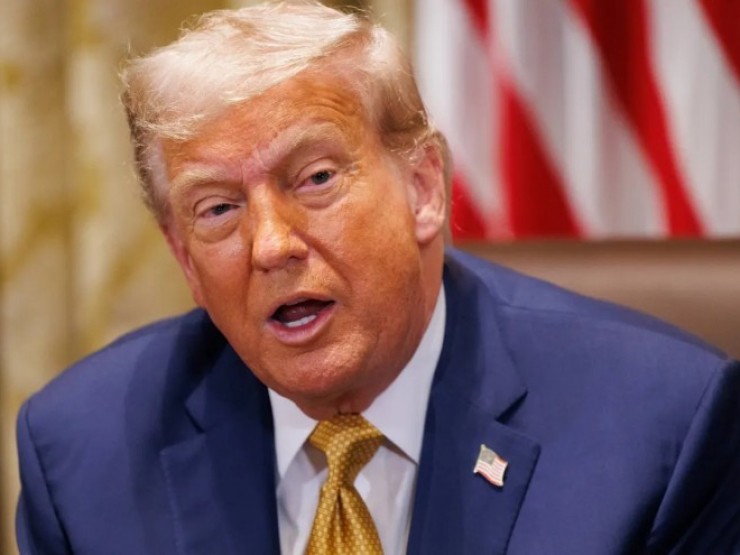 Ông Trump dọa áp thuế 200% với mặt hàng này