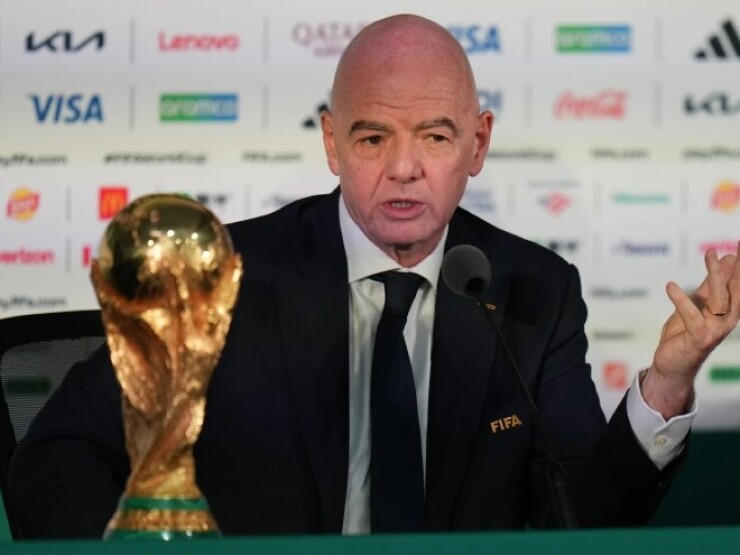 FIFA hủy kế hoạch bán World Cup, Chủ tịch Infantino bị tố lừa dối cả tổ chức