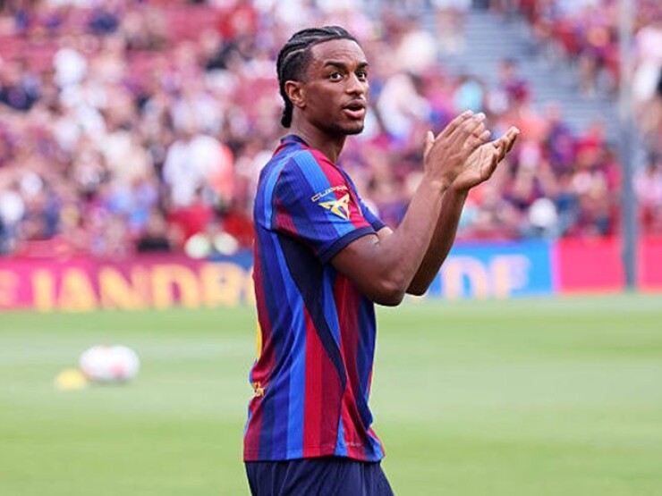 Trực tiếp chuyển nhượng 21/8: MU và Barca thảo luận về Balde