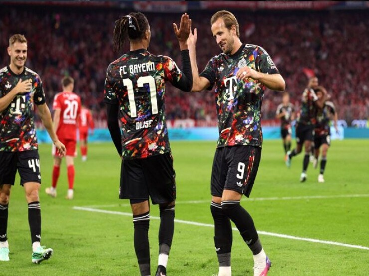 Harry Kane ghi 100 bàn nhanh nhất Bundesliga, vẫn kém Ronaldo thời đỉnh cao