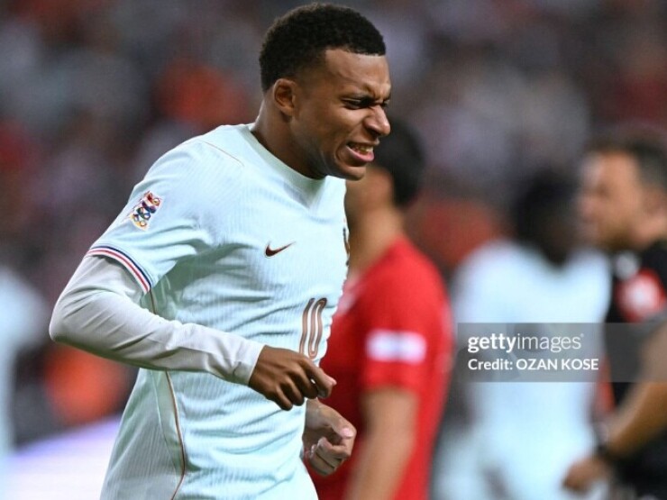 Mbappe chia tay ĐT Pháp vì chấn thương đầu gối, Real Madrid lo sốt vó