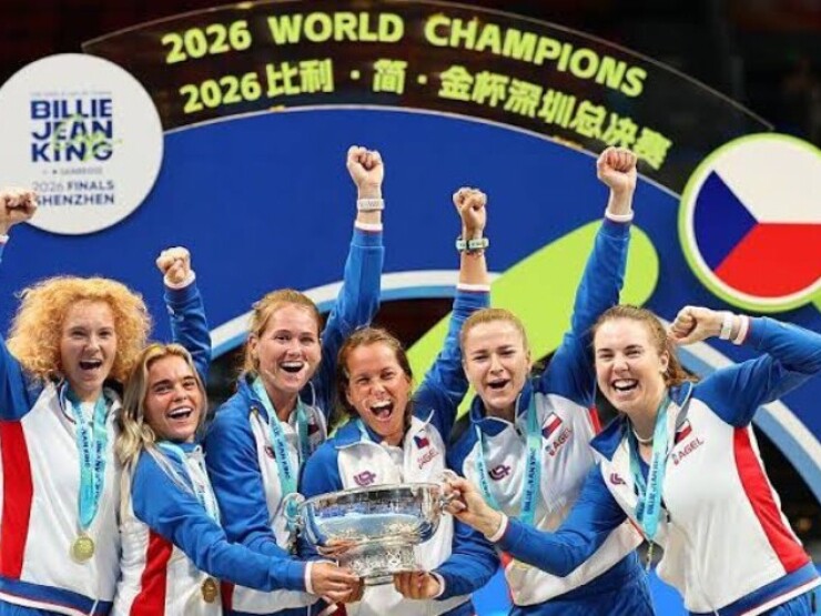 Nóng nhất thể thao sáng 28/9: ĐT tennis nữ CH Séc vô địch giải đồng đội danh giá