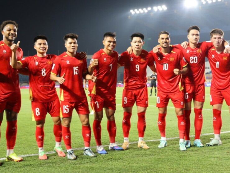 Thái Lan coi chừng "sập bẫy" ĐT Việt Nam, Ronaldo khó cán mốc 1.000 bàn vì ngồi dự bị (Clip 1 phút)
