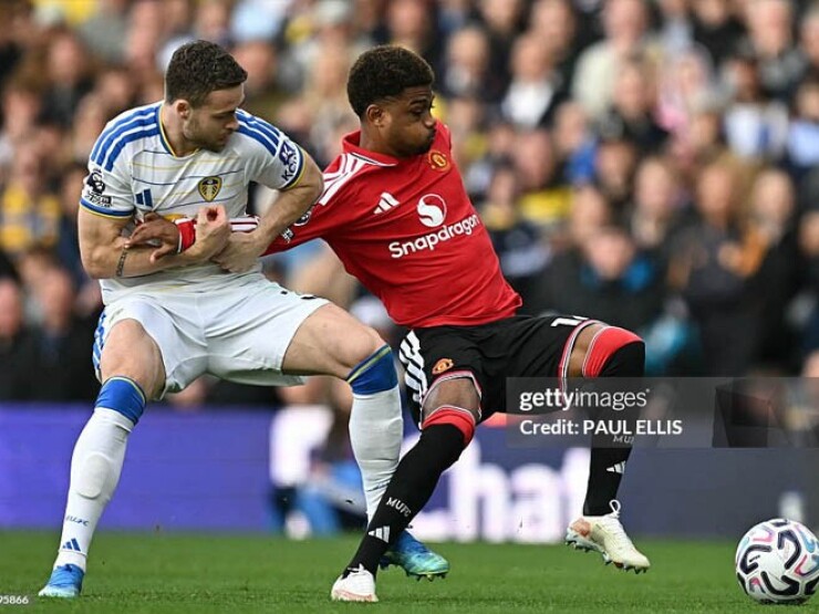 Trực tiếp bóng đá Leeds - MU: Không thể có bàn thứ 2 (Ngoại hạng Anh) (Hết giờ)